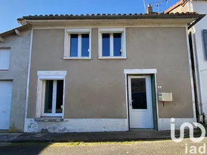 House at Availles-Limouzine (86460)