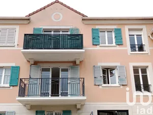 Appartement à Magny-le-Hongre (77700)