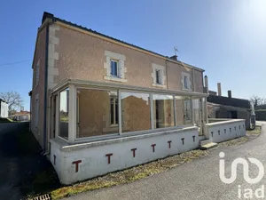 Maison traditionnelle à Saint-Sulpice-en-Pareds (85410)