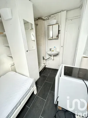 Studio at Paris (75003)