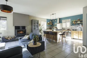 Traditional house at Vaugneray (69670)