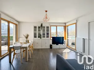 Apartment at Massy (91300)