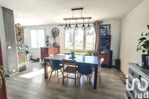 Appartement à Sainte-Geneviève-des-Bois (91700)