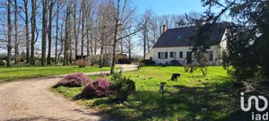 Traditional house at Chevillon-sur-Huillard (45700)
