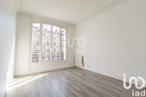Apartment at Courbevoie (92400)