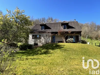 Maison traditionnelle à Saint-Viance (19240)