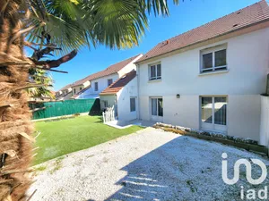 Traditional house at Saint-Thibault-des-Vignes (77400)