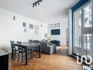 Apartment at La Garenne-Colombes (92250)