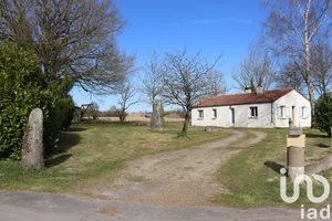 House at La Forêt-sur-Sèvre (79380)