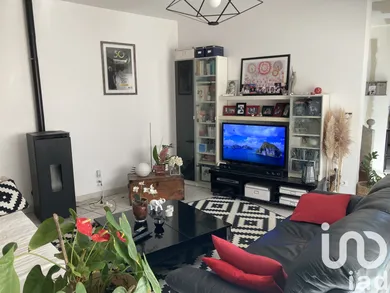 Village house at Saint-Geniès-de-Fontedit (34480)