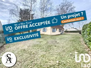 Traditional house at Bray-en-Val (45460)