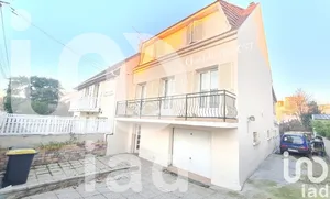 Maison de ville à Saint-Denis (93200)