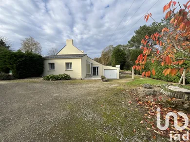 Traditional house in Landaul, France (56690)