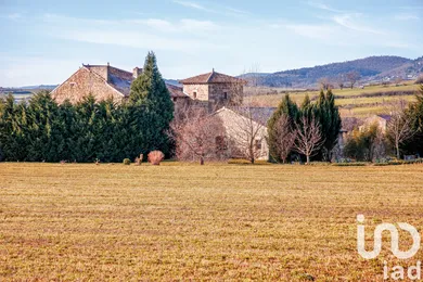 Château à Colombier-le-Vieux (07410)