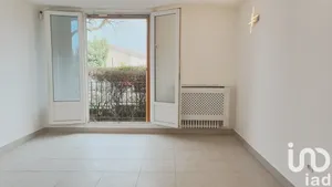 Apartment at Noisy-le-Sec (93130)