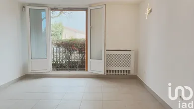 Apartment at Noisy-le-Sec (93130)