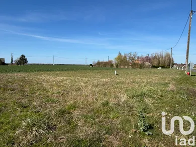 Terrain à bâtir à Faye (41100)