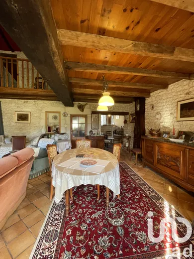 Maison de campagne à Saint-Porchaire (17250) — 3/19