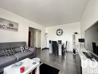 Apartment in Bezons (95870)