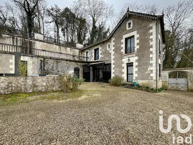 Mansion at Amboise (37400)