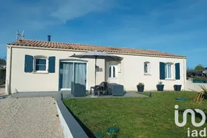 House at Écoyeux (17770)