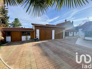 House at Montargis (45200) — 4/19