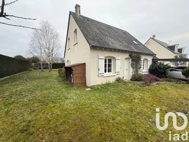 Traditional house at Notre-Dame-d'Oé (37390)