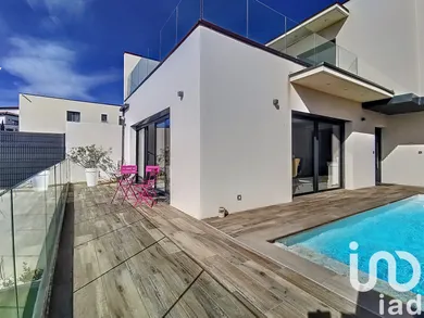 Maison d'architecte à Nîmes (30900)