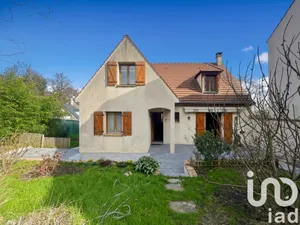Maison traditionnelle à Montfermeil (93370)