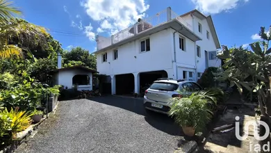 House at Saint-Louis (97450)