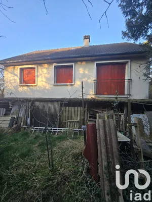 Traditional house at Dormans (51700)