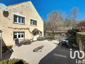 Maison de village à Saint-Moré (89270)