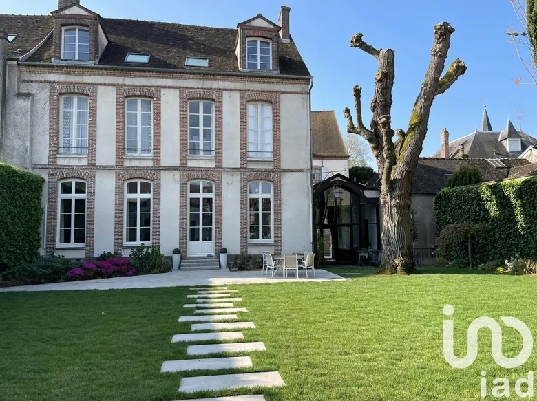 Maison 8 pièces 285 m² · à Sens · 285 m² · 895 000 €