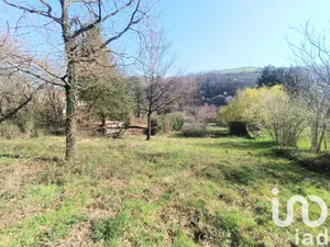 Terrain à bâtir à Châteauneuf (42800)