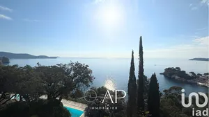Appartement à Toulon (83000)