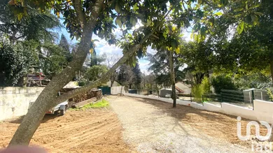 Terrain à Nîmes (30000)