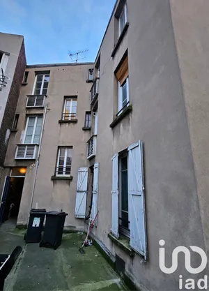 Immeuble à Aubervilliers (93300)