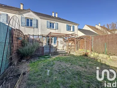 Maison traditionnelle à Saint-Pierre-du-Perray (91280)