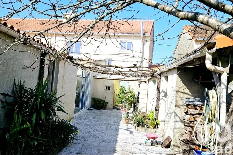 Maison 7 pièces 115 m² · à Bouguenais · 114,9 m² · 249 900 €