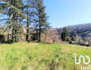 Terrain à bâtir à Châteauneuf (42800)