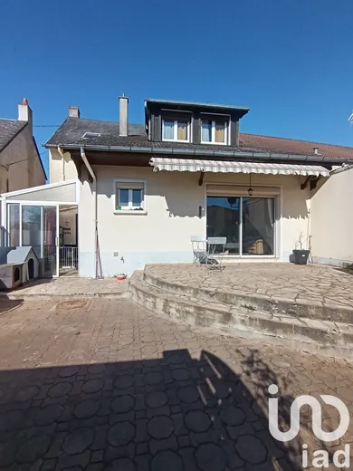 Townhouse at Saint-Ambroix (18290)