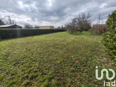 Building plot in Bessay-sur-Allier (03340)