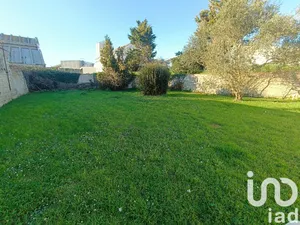 Traditional house at La Rochelle (17000)