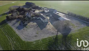 Maison de campagne à Berthegon (86420)