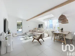 Apartment at Champs-sur-Marne (77420)