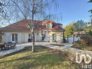 Maison à Chessy (77700)