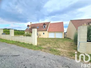 Traditional house at Éméville (60123)