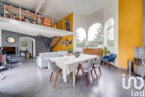 House at Cénac (33360)