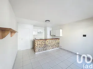 Apartment at Noisy-le-Grand (93160)