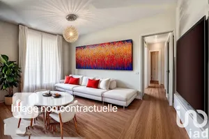 Apartment at Neuilly-sur-Seine (92200)